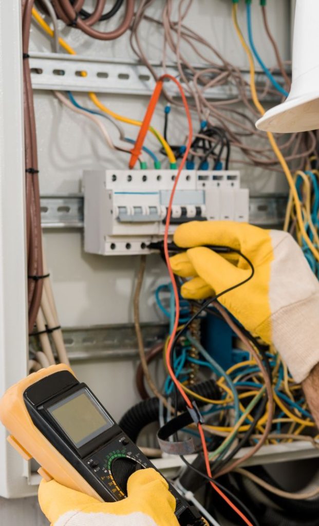 eletricistas em Cotia